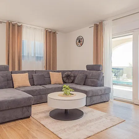 Villa Sandra